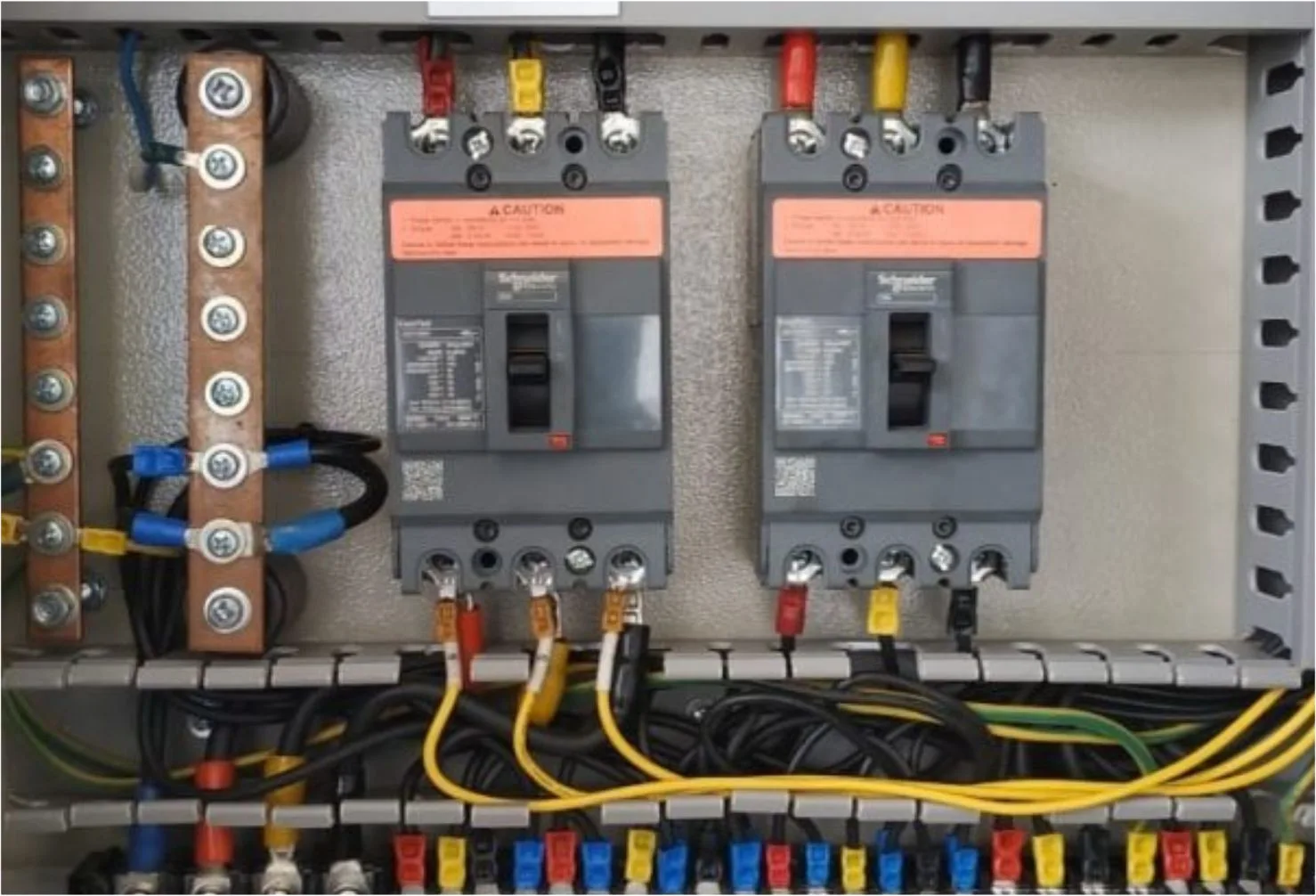 panel kontrol listrik