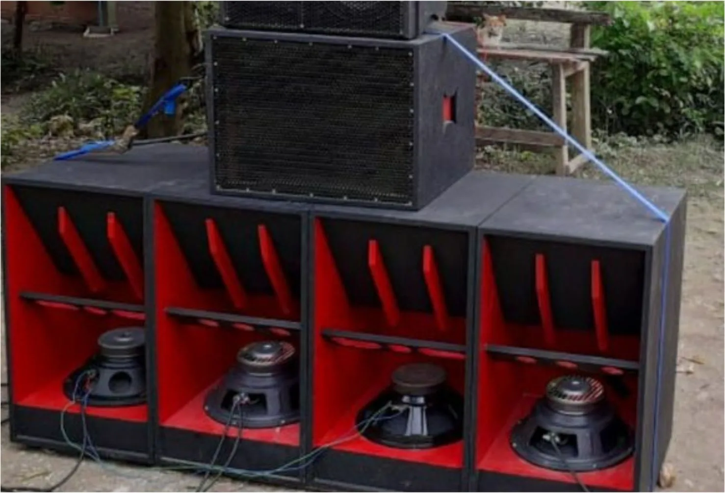 jenis box speaker lapangan