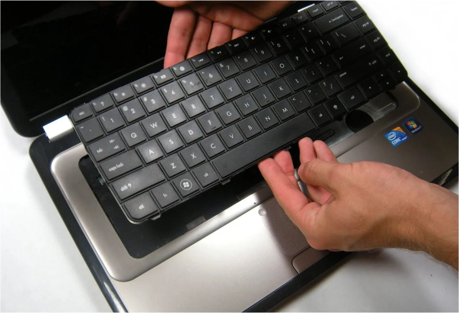 cara cek keyboard laptop